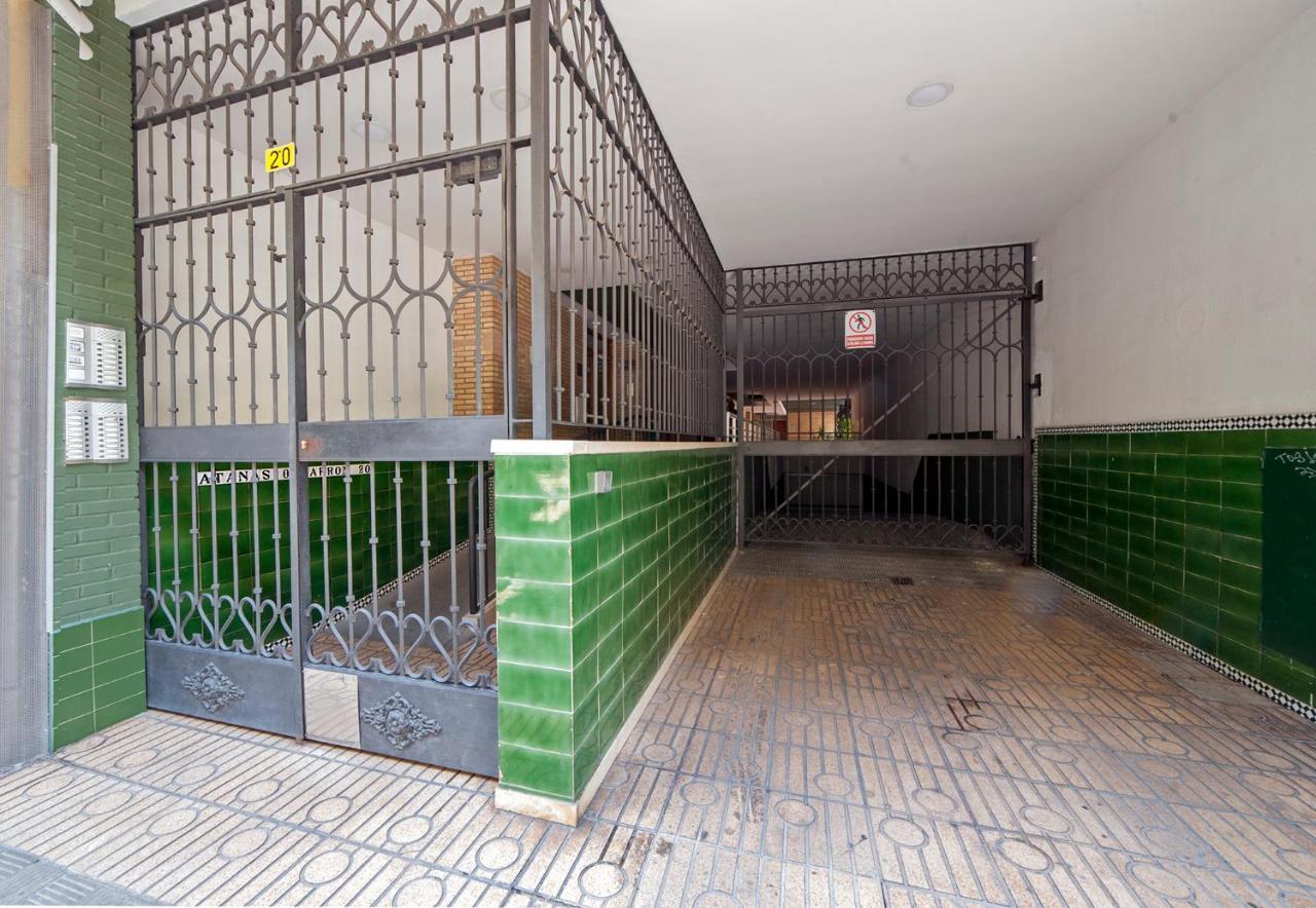 Atanasio Barron Apartment Sevilla Bagian luar foto